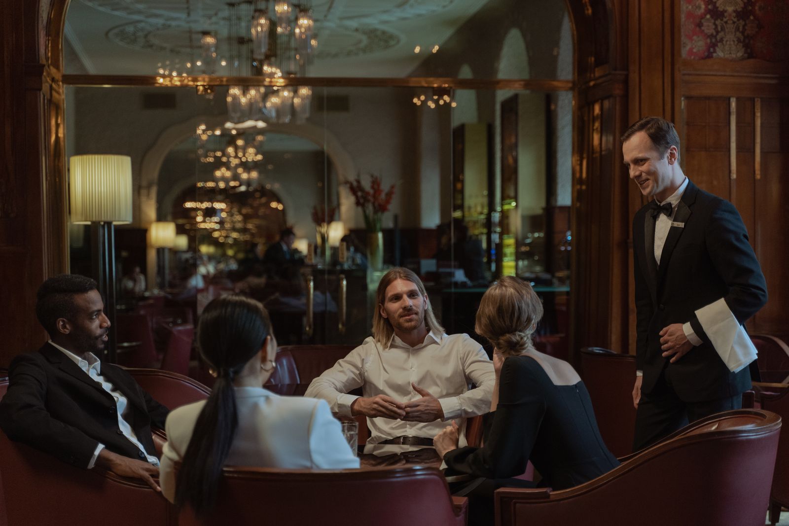 Dynamic Pricing Comes to Restaurants: Should You Charge More at Peak Times?