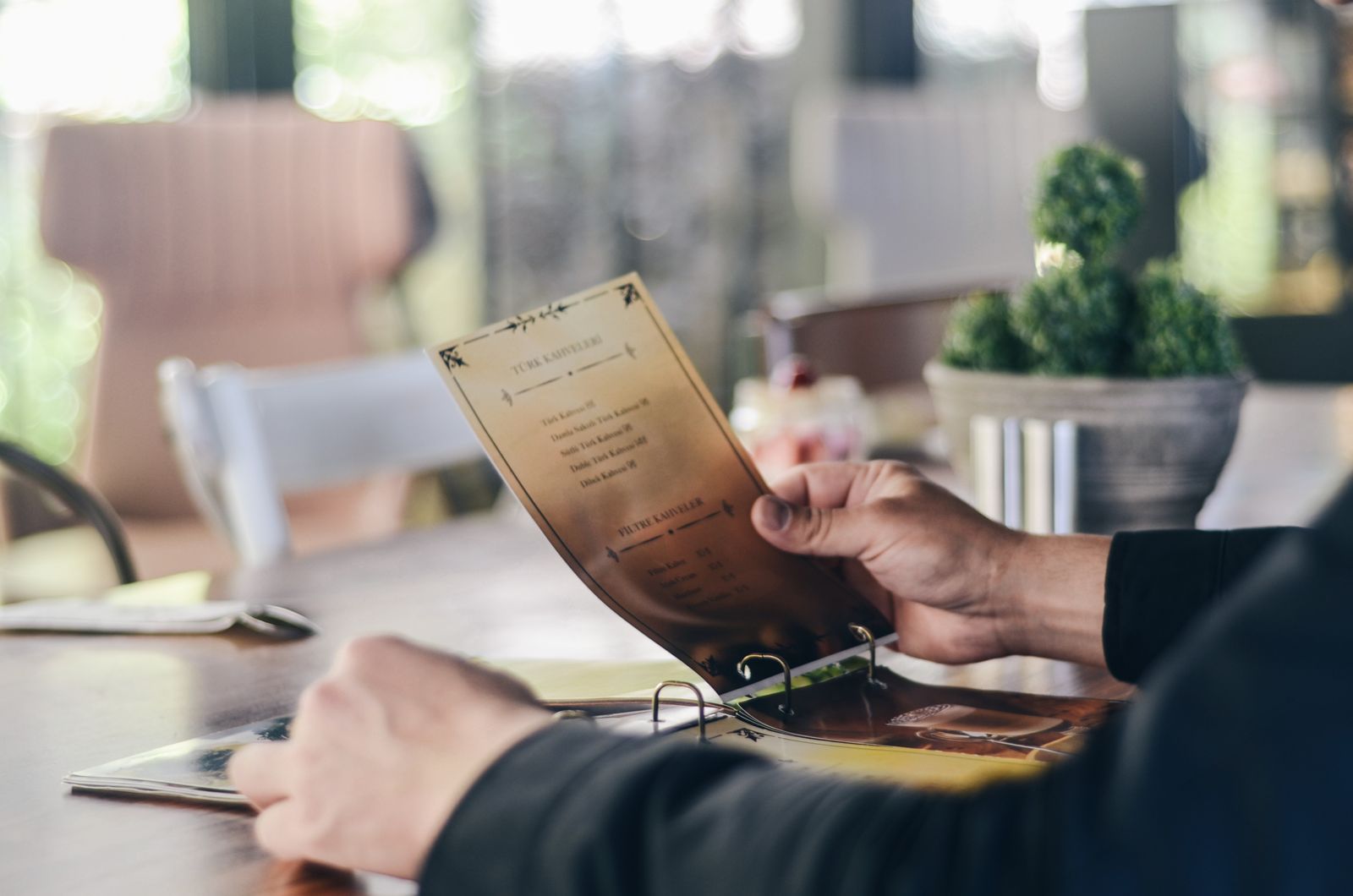 Allergens and Dietary Needs: How to Handle Them Without Slowing Down Service