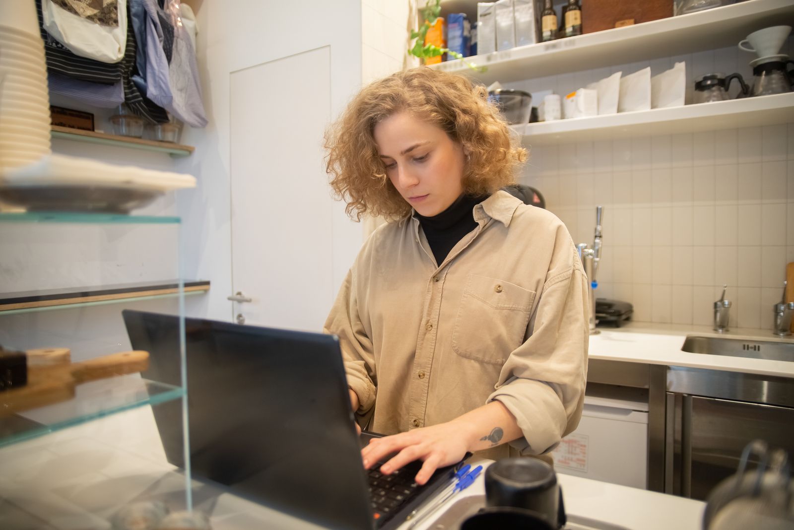 How to Respond to Negative Restaurant Reviews (Without Losing Your Cool)