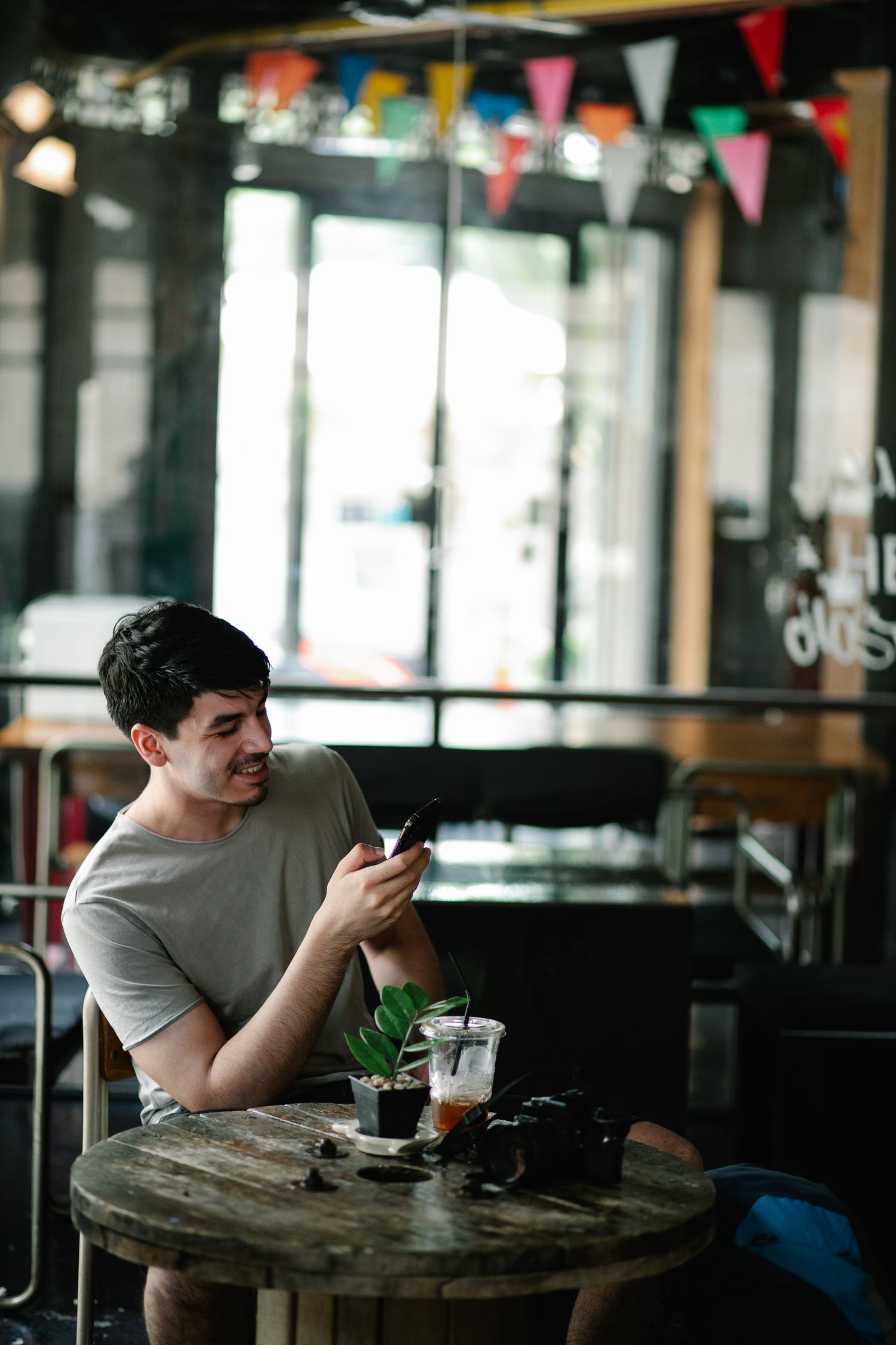 WhatsApp for Restaurants: How to Take Orders, Send Updates, and Keep Customers Coming Back