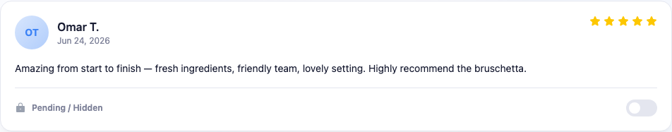 A single review card: the customer's name and date, a star rating, their comment, and a Published / Hidden visibility switch.